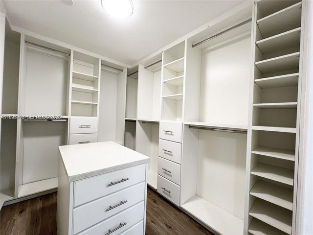 5401 W Broward Blvd, Plantation, FL 33317