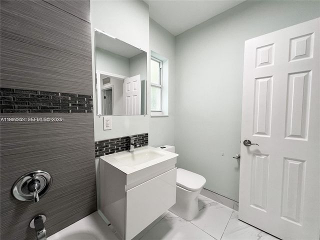 5401 W Broward Blvd, Plantation, FL 33317