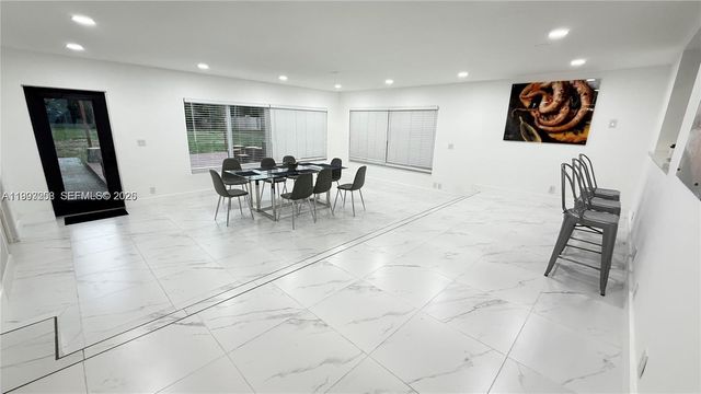 5401 W Broward Blvd, Plantation, FL 33317