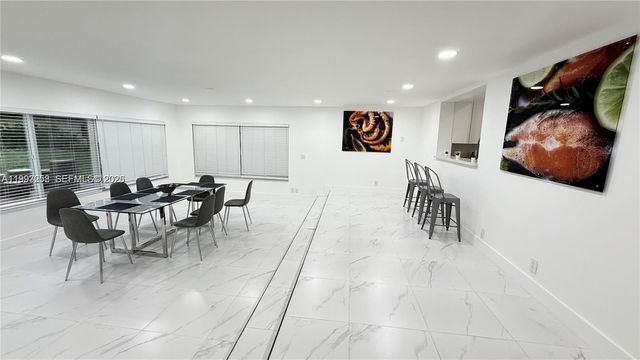 5401 W Broward Blvd, Plantation, FL 33317