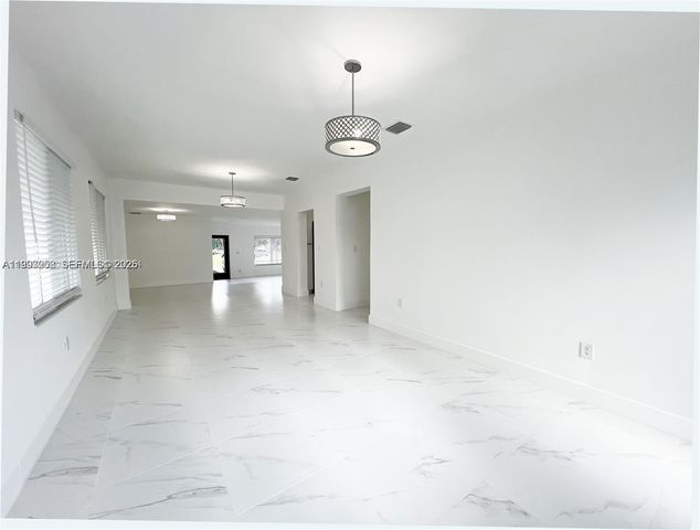 5401 W Broward Blvd, Plantation, FL 33317