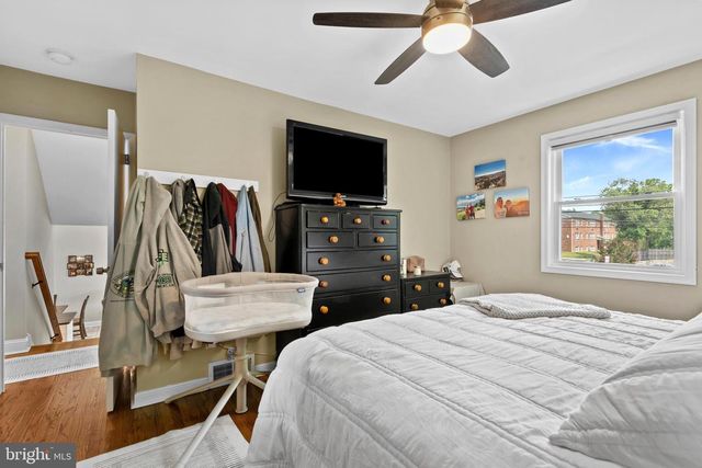 2700 E COUNTY LINE RD, Hatboro, PA 19040