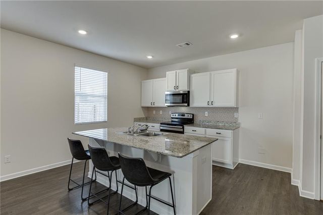 135 Russell Road, Pendergrass, GA 30567