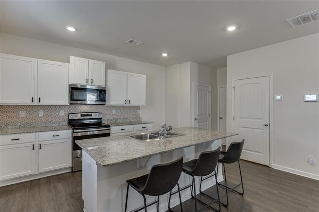 135 Russell Road, Pendergrass, GA 30567