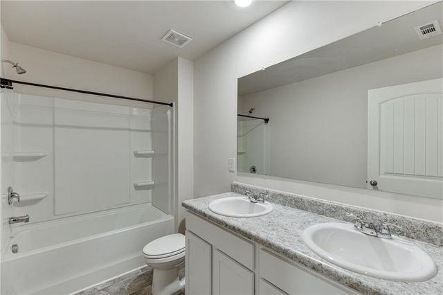 135 Russell Road, Pendergrass, GA 30567