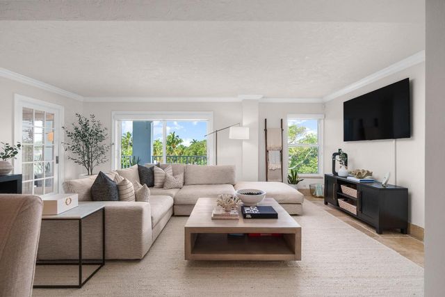 1111 S Ocean Boulevard 417, Boca Raton, FL 33432