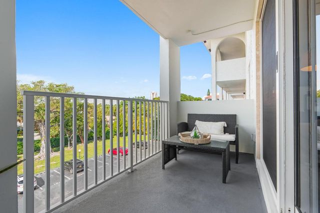 1111 S Ocean Boulevard 417, Boca Raton, FL 33432