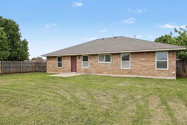 8012 John Robert Drive, Oklahoma City, OK 73135