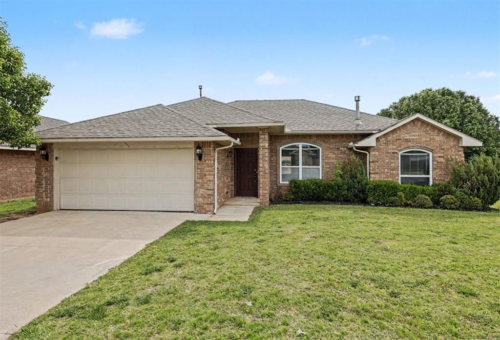 8012 John Robert Drive, Oklahoma City, OK 73135