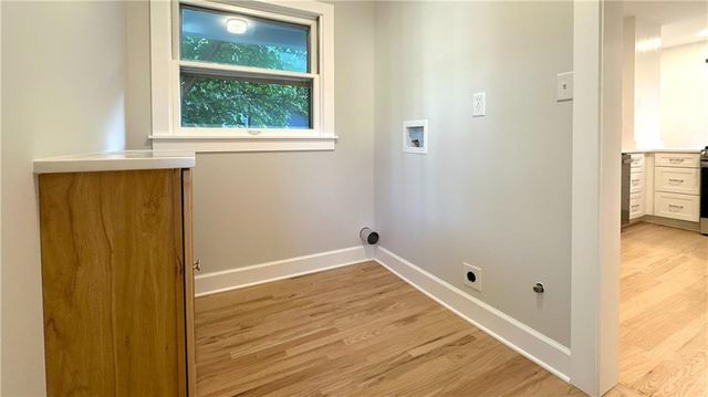 5809 Kenwood Avenue, Kansas City, MO 64110