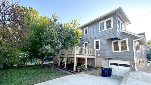 5809 Kenwood Avenue, Kansas City, MO 64110