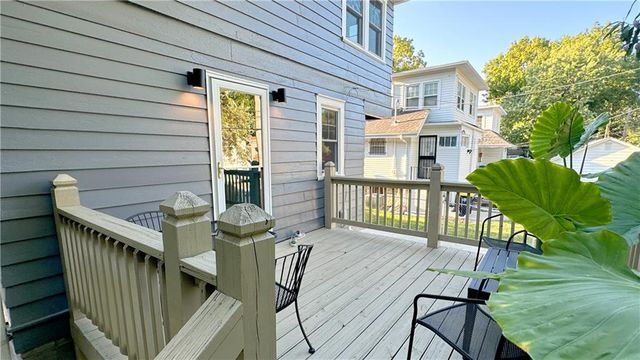 5809 Kenwood Avenue, Kansas City, MO 64110