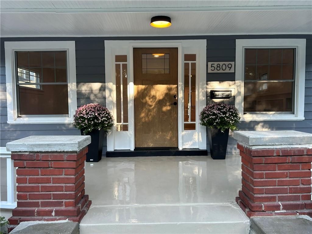 5809 Kenwood Avenue, Kansas City, MO 64110