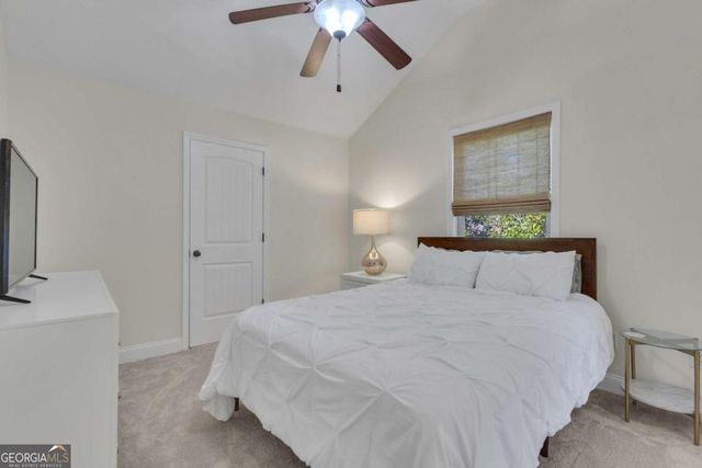 110 Sparrows Cove, Fayetteville, GA 30215
