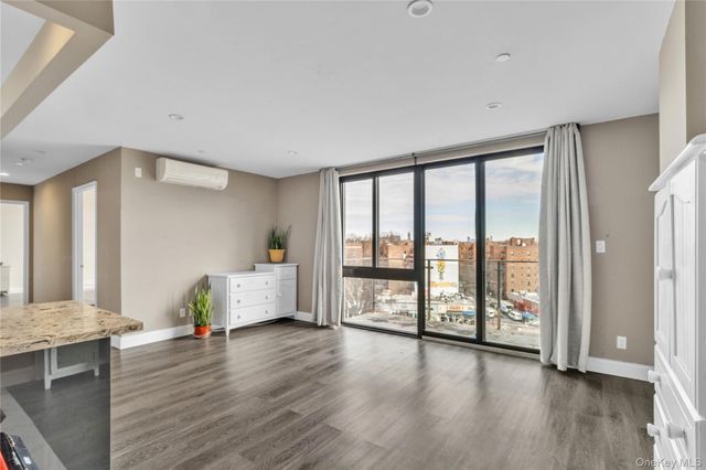 4516 83 Street E8F, Elmhurst, NY 11373