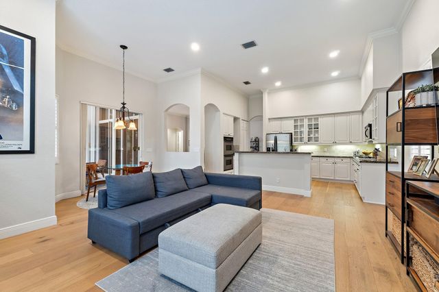 103 La Vida Court, Palm Beach Gardens, FL 33418