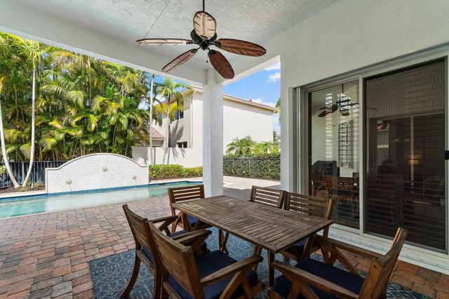 103 La Vida Court, Palm Beach Gardens, FL 33418