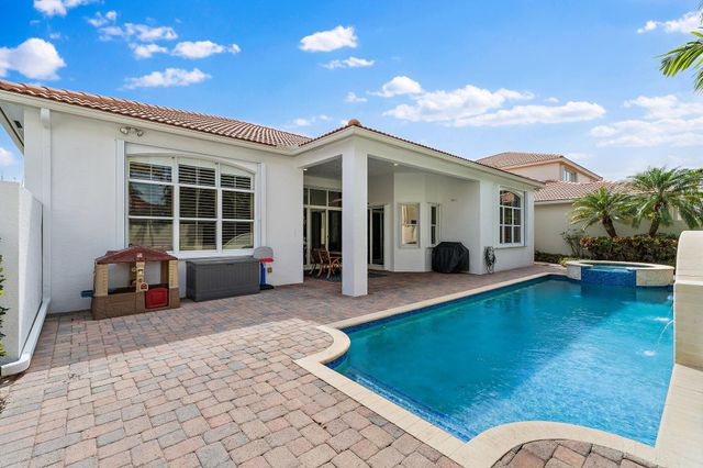 103 La Vida Court, Palm Beach Gardens, FL 33418