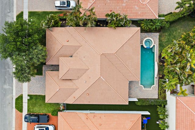 103 La Vida Court, Palm Beach Gardens, FL 33418