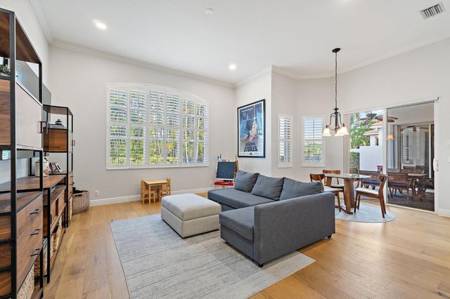 103 La Vida Court, Palm Beach Gardens, FL 33418