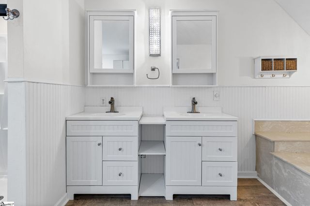 505 Foxhound Road, Simpsonville, SC 29680