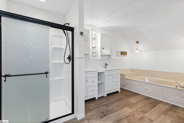 505 Foxhound Road, Simpsonville, SC 29680