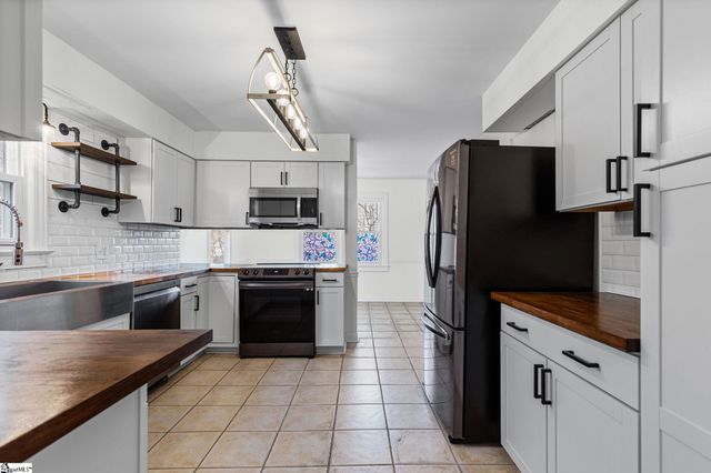 505 Foxhound Road, Simpsonville, SC 29680