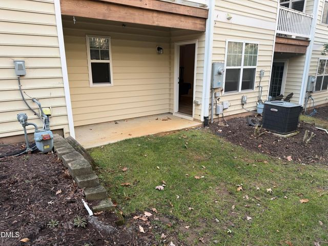 6136 Braidwood Court, Raleigh, NC 27612