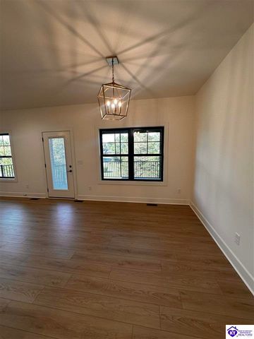 313 Calhoun St, Elizabethtown, KY 42701