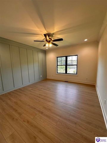 313 Calhoun St, Elizabethtown, KY 42701