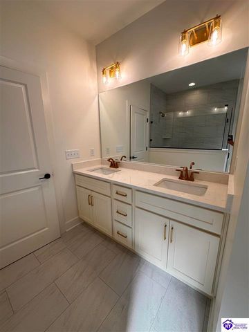 313 Calhoun St, Elizabethtown, KY 42701