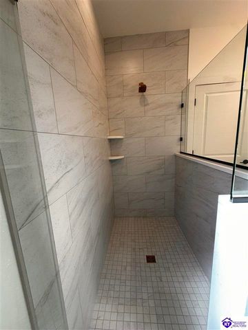 313 Calhoun St, Elizabethtown, KY 42701