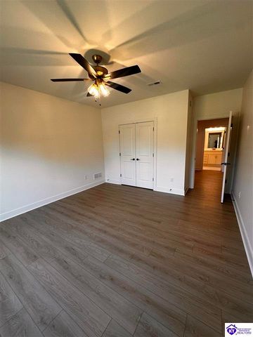 313 Calhoun St, Elizabethtown, KY 42701