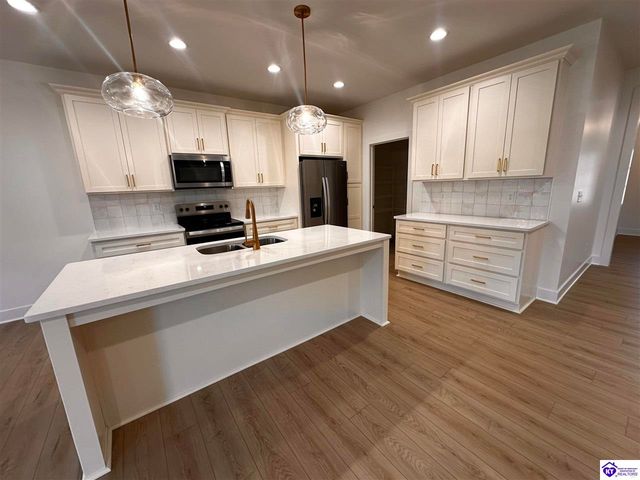 313 Calhoun St, Elizabethtown, KY 42701