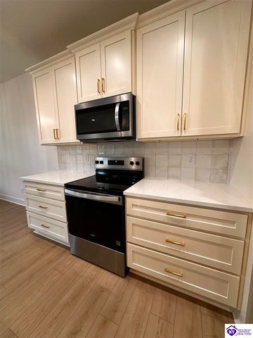 313 Calhoun St, Elizabethtown, KY 42701