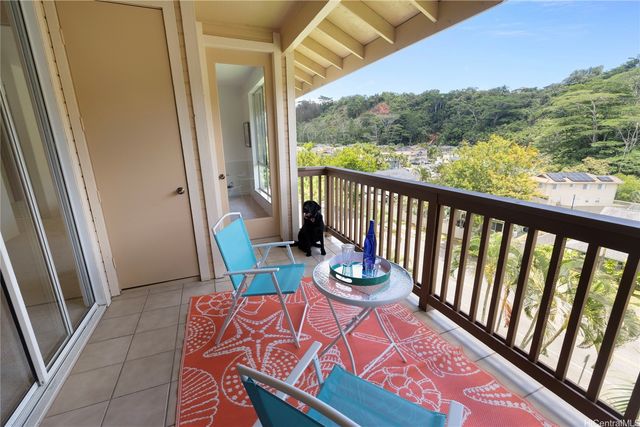 95-944 Wikao Street D302, Mililani, HI 96789