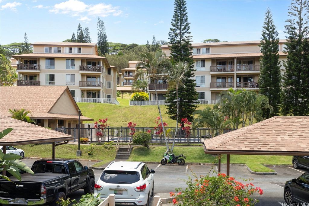 95-944 Wikao Street D302, Mililani, HI 96789