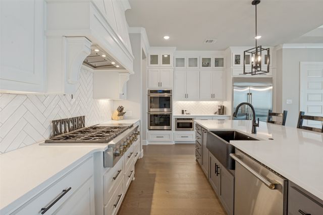 307 Broadmoor Drive, Haslet, TX 76052