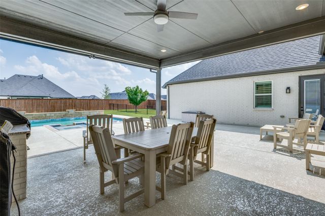307 Broadmoor Drive, Haslet, TX 76052