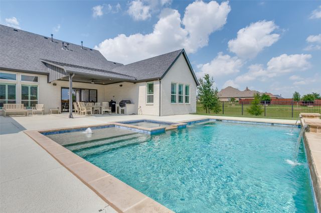 307 Broadmoor Drive, Haslet, TX 76052