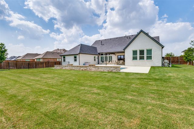 307 Broadmoor Drive, Haslet, TX 76052
