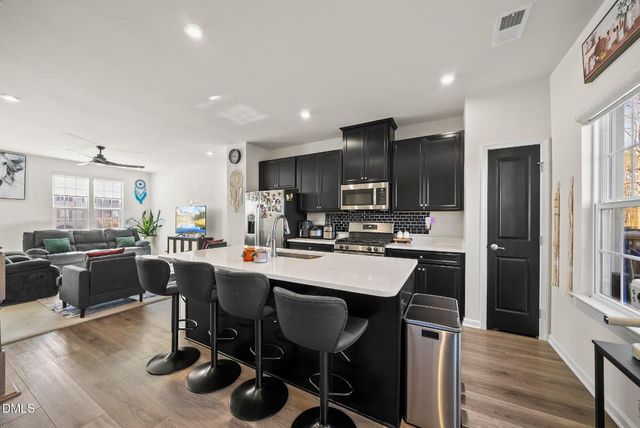 6425 Pathfinder Way, Raleigh, NC 27616