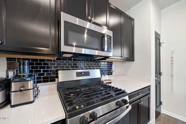 6425 Pathfinder Way, Raleigh, NC 27616