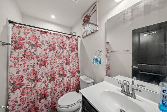 6425 Pathfinder Way, Raleigh, NC 27616