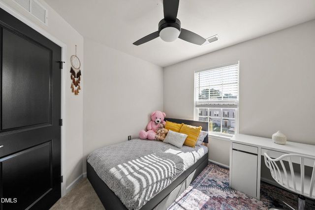 6425 Pathfinder Way, Raleigh, NC 27616