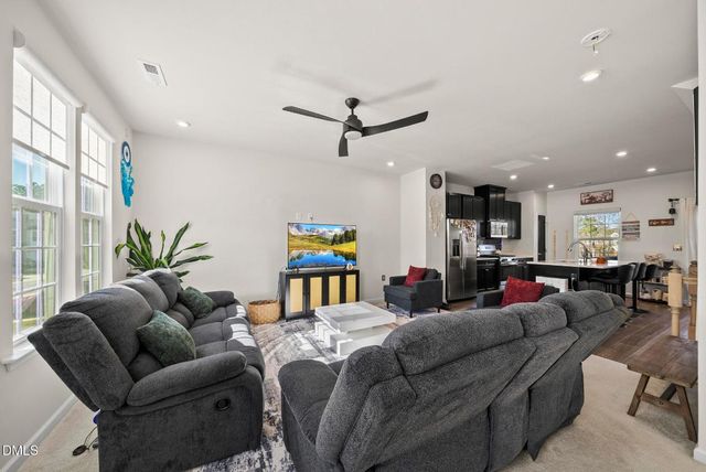 6425 Pathfinder Way, Raleigh, NC 27616