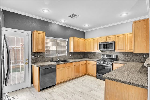 8915 Mossy Hollow Avenue, Las Vegas, NV 89149