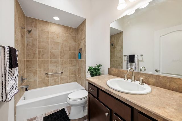 3315 DZURO DRIVE, Oxford, FL 34484