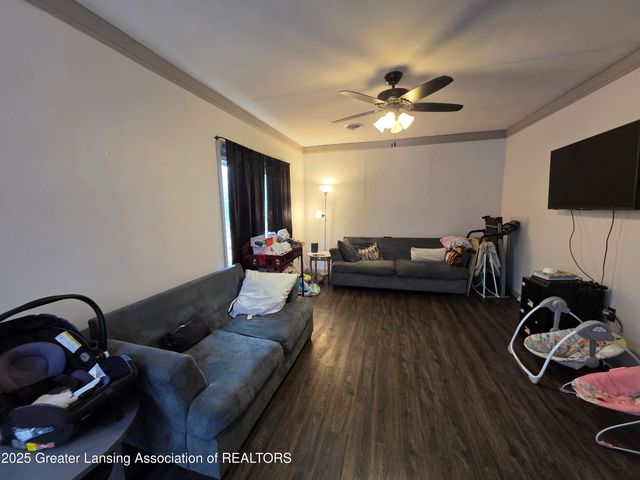 208 E Northrup Street, Lansing, MI 48911