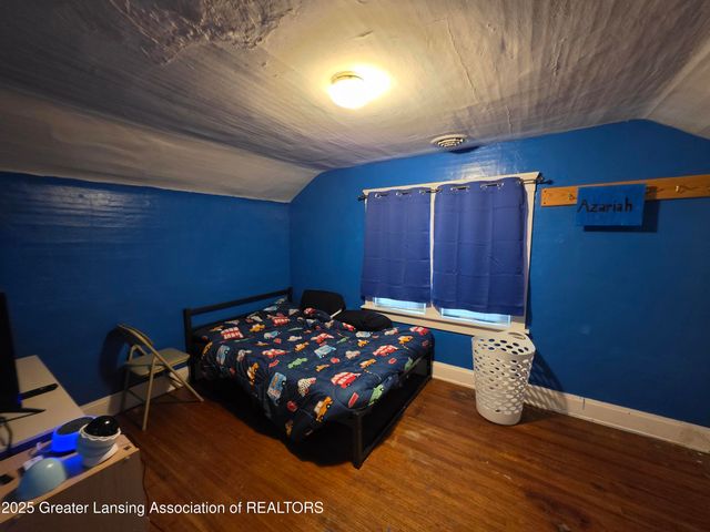 208 E Northrup Street, Lansing, MI 48911